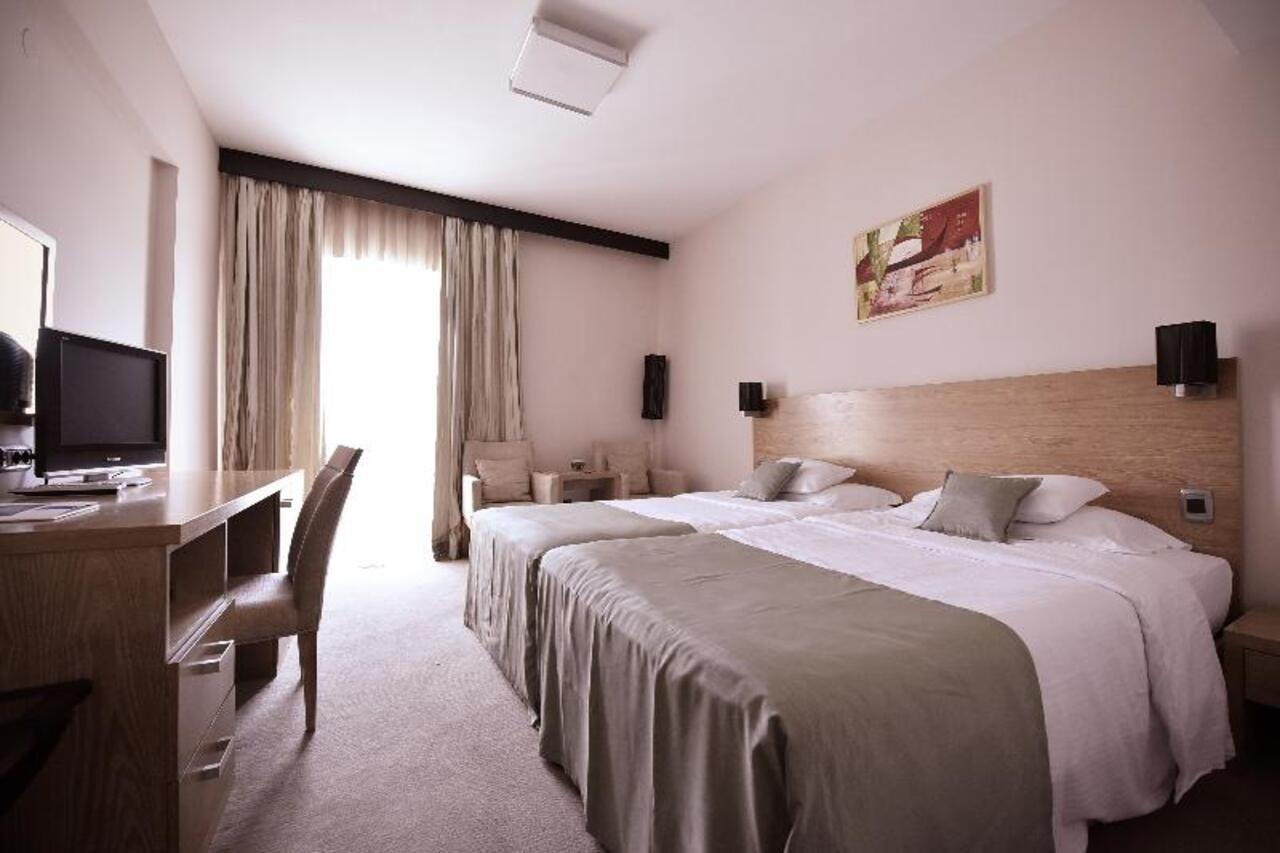 City Hotel Podgorica Luaran gambar