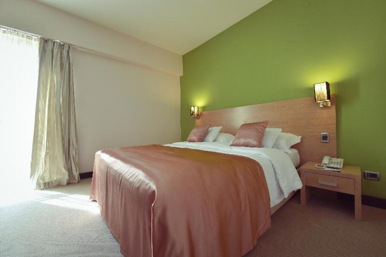 City Hotel Podgorica Luaran gambar