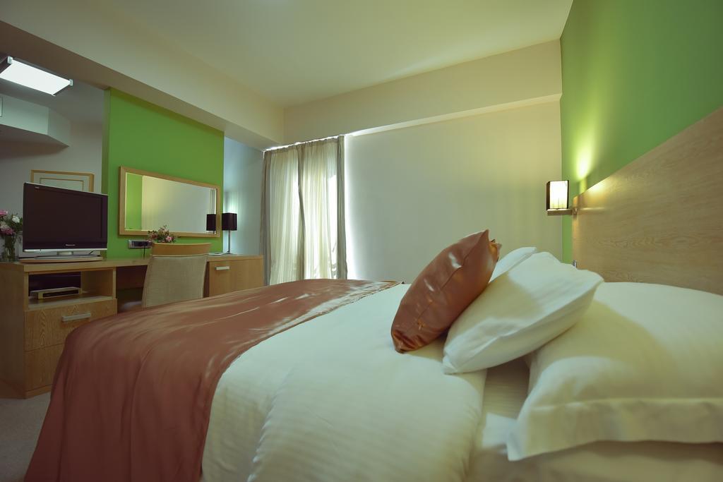 City Hotel Podgorica Bilik gambar