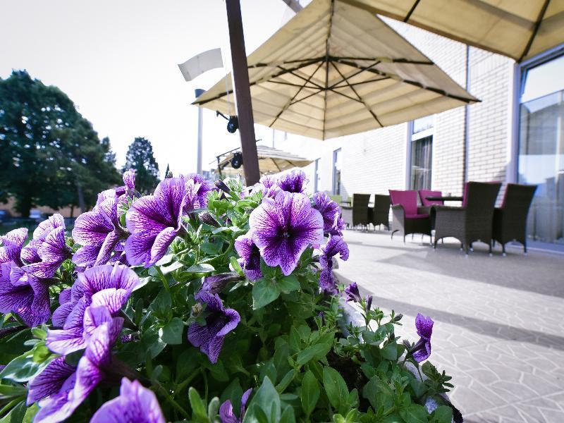 City Hotel Podgorica Luaran gambar