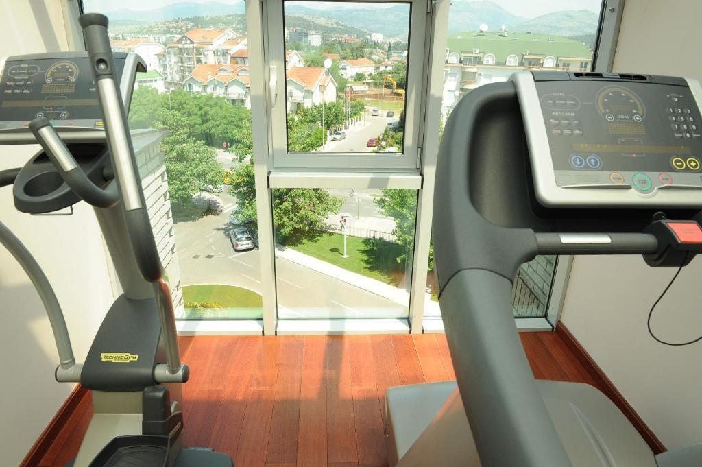 City Hotel Podgorica Luaran gambar