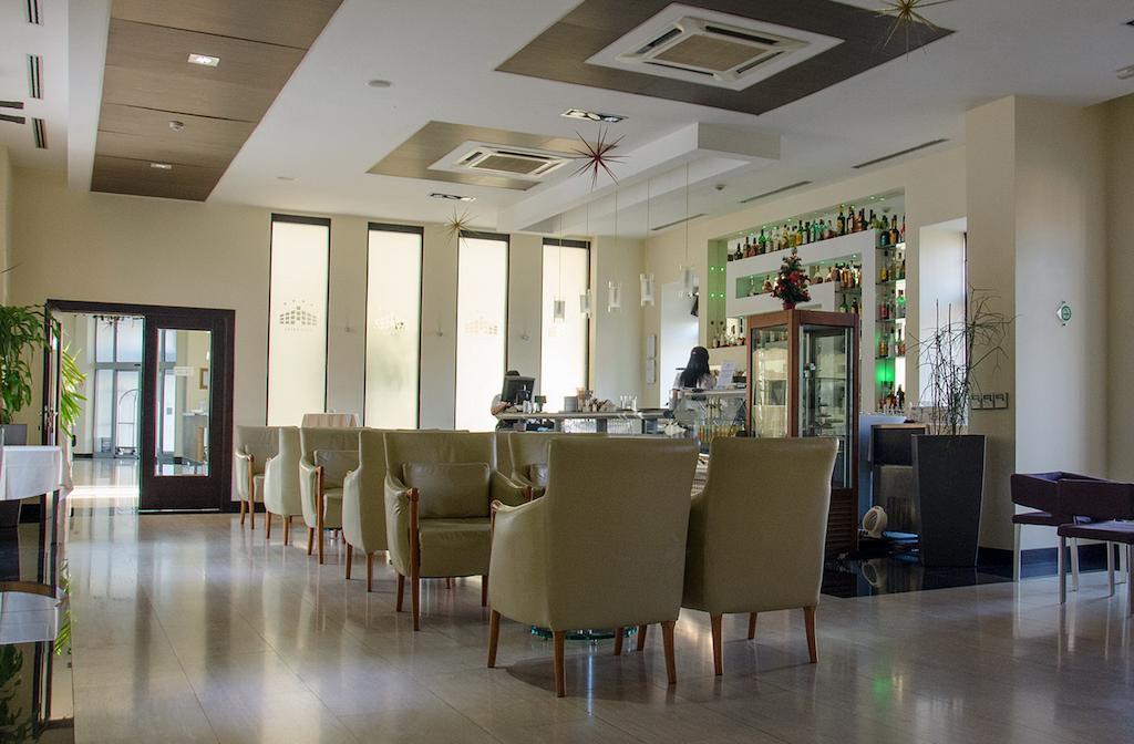 City Hotel Podgorica Luaran gambar