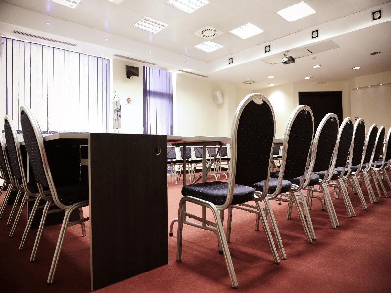 City Hotel Podgorica Luaran gambar