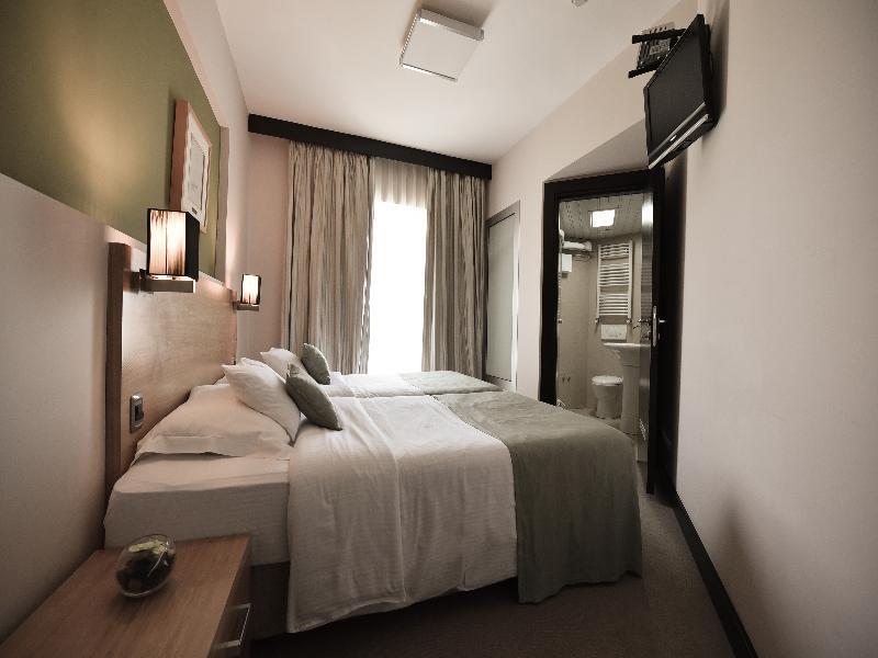 City Hotel Podgorica Luaran gambar